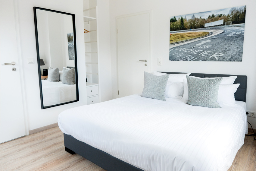 We offer luxury double rooms at Apex hotel, where you can relax after a great racing experience at the track.