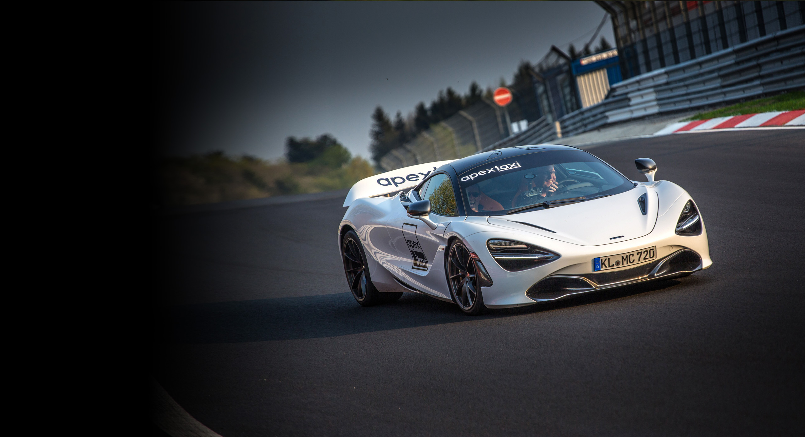 With the Nürburgring Taxi you can have the lap of a lifetime